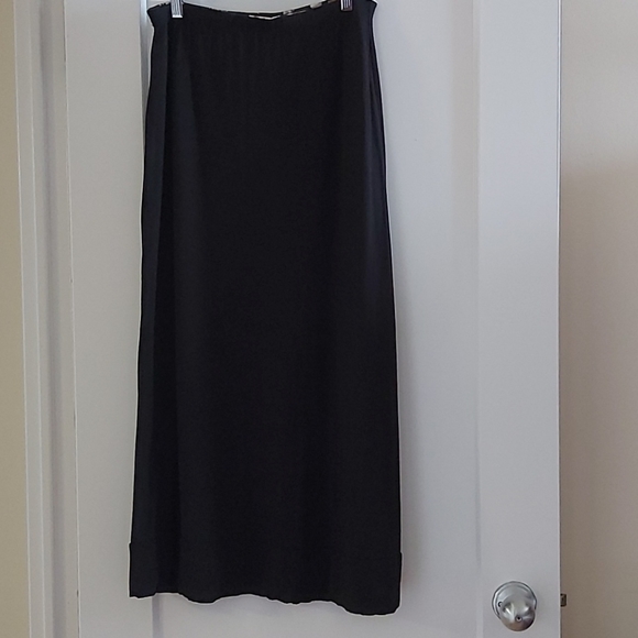 Women's skirt 2 sides - Picture 2 of 2